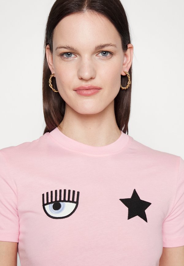 CHIARA FERRAGNI EYE STAR