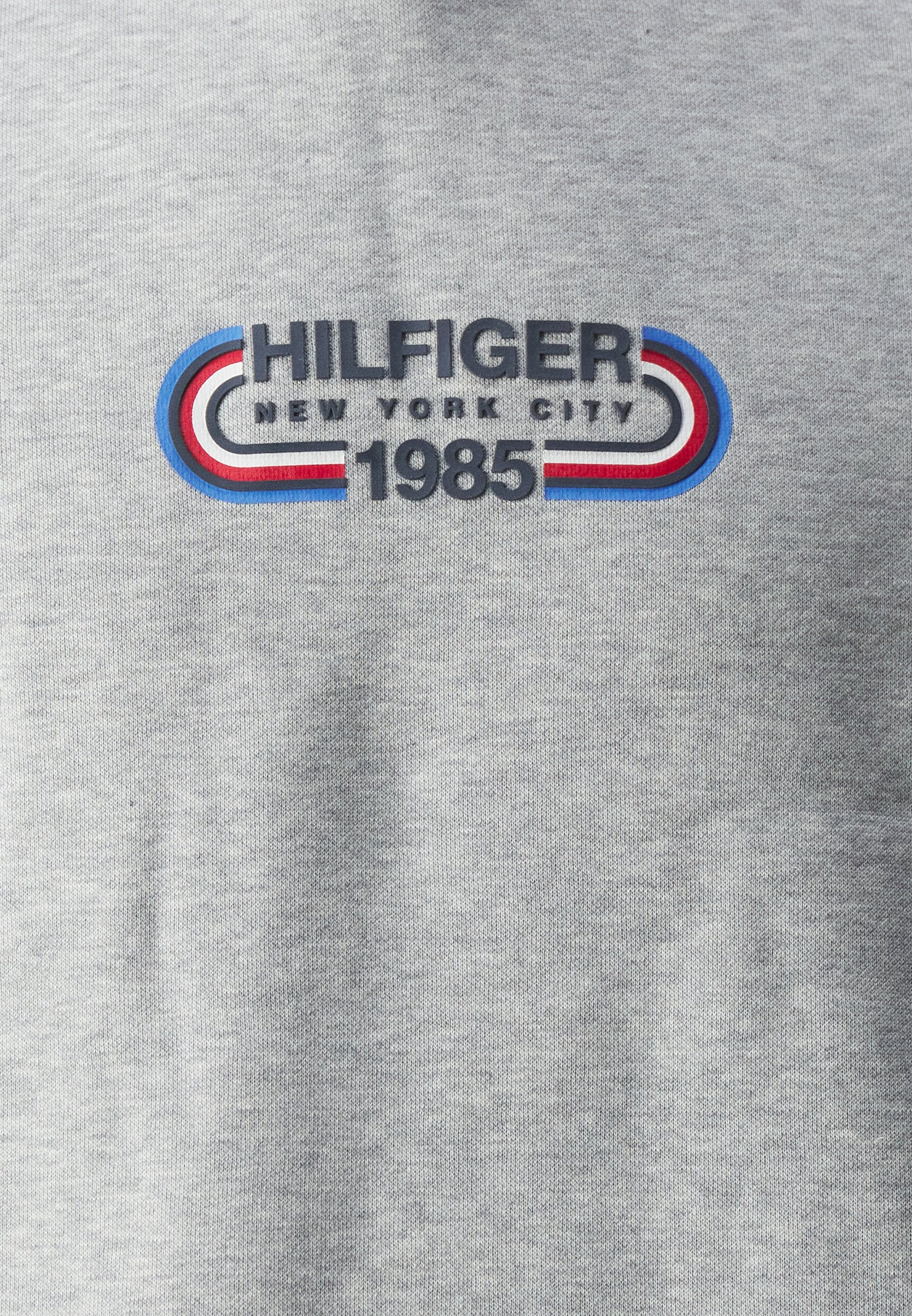 TRACK GRAPHIC HOODY Media 5