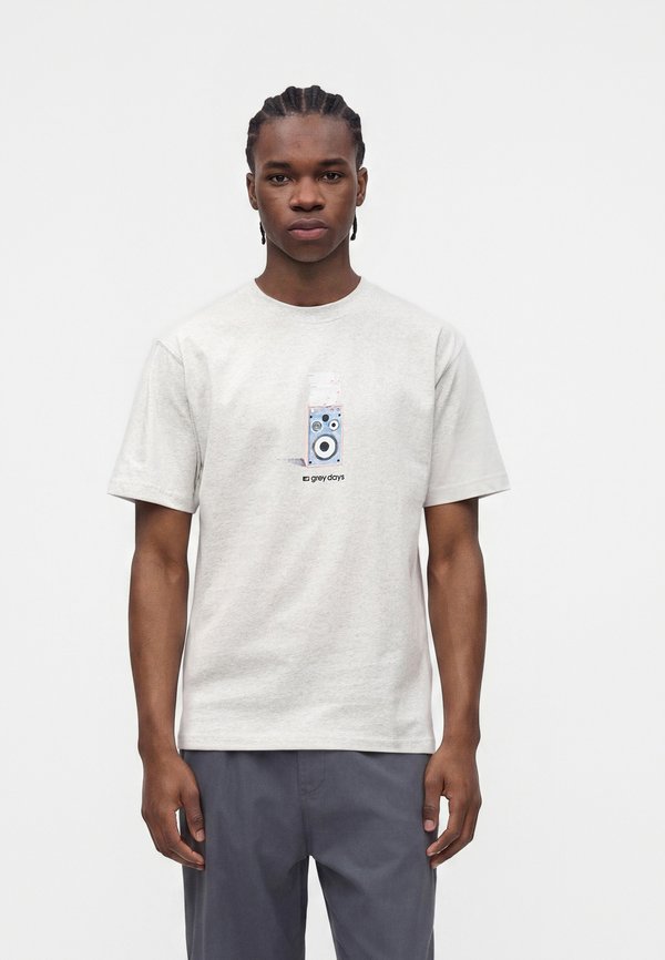 New Balance SPEAKER UNISEX - Print T-shirt - grey