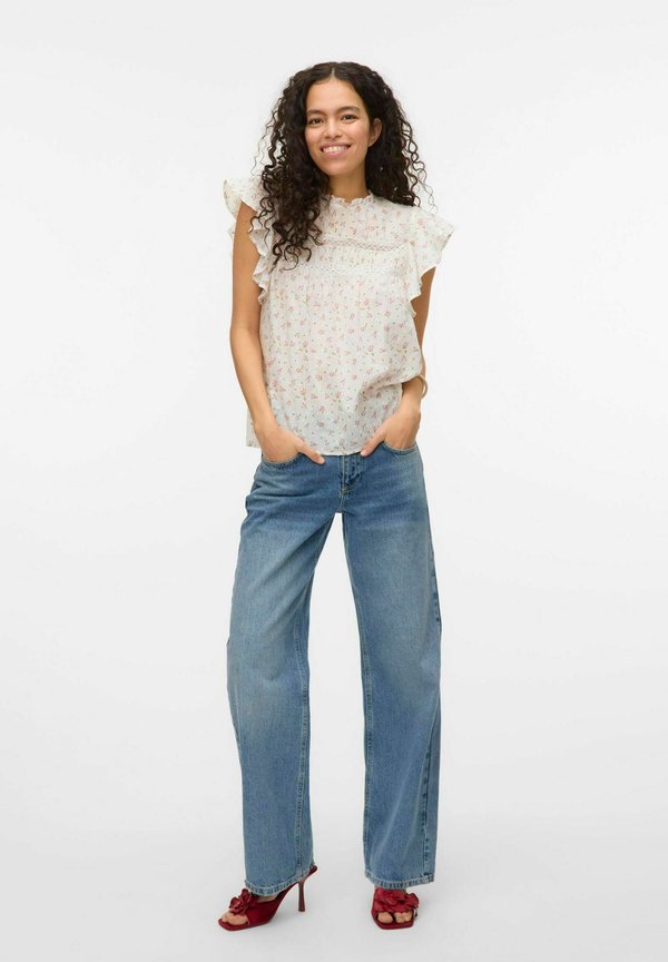 Vero Moda VMTRINE - Top - snow white