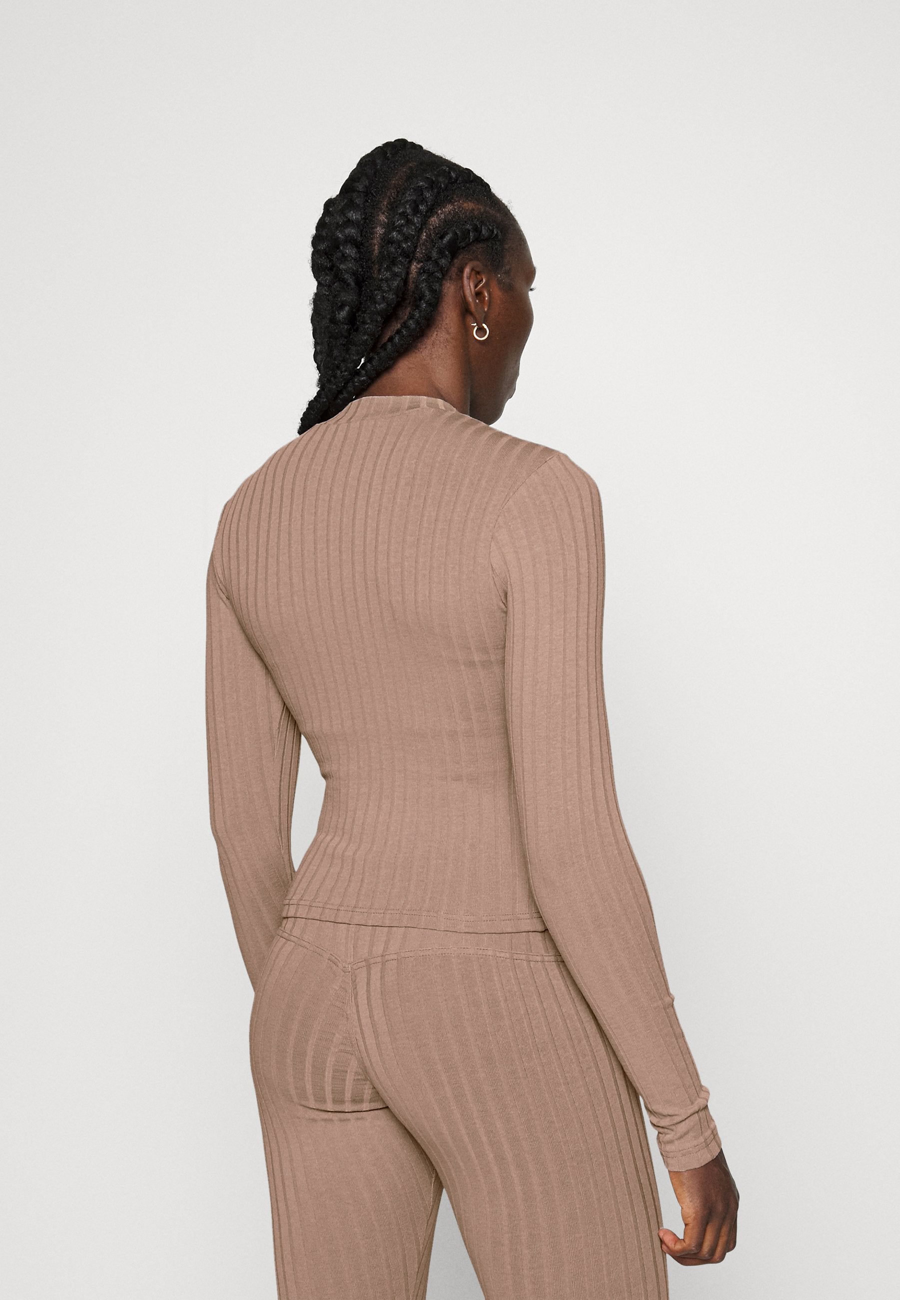 Nebbia  LONG SLEEVE
