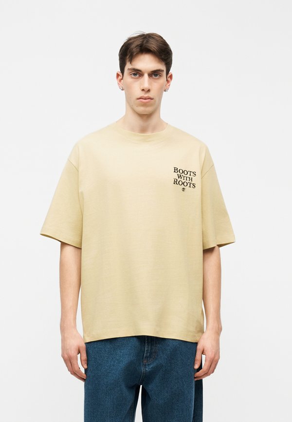 Timberland SHORT SLEEVE TIMBS ON MY FEET GRAPHIC TEE