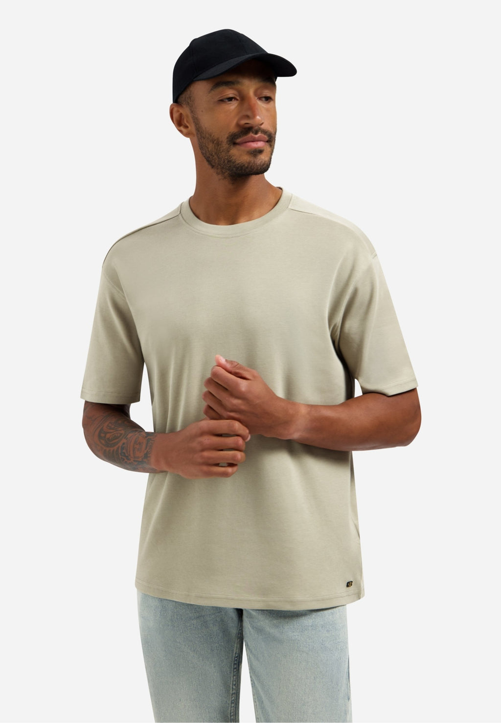 INTERLOCK WITH ROUND NECK Media 3