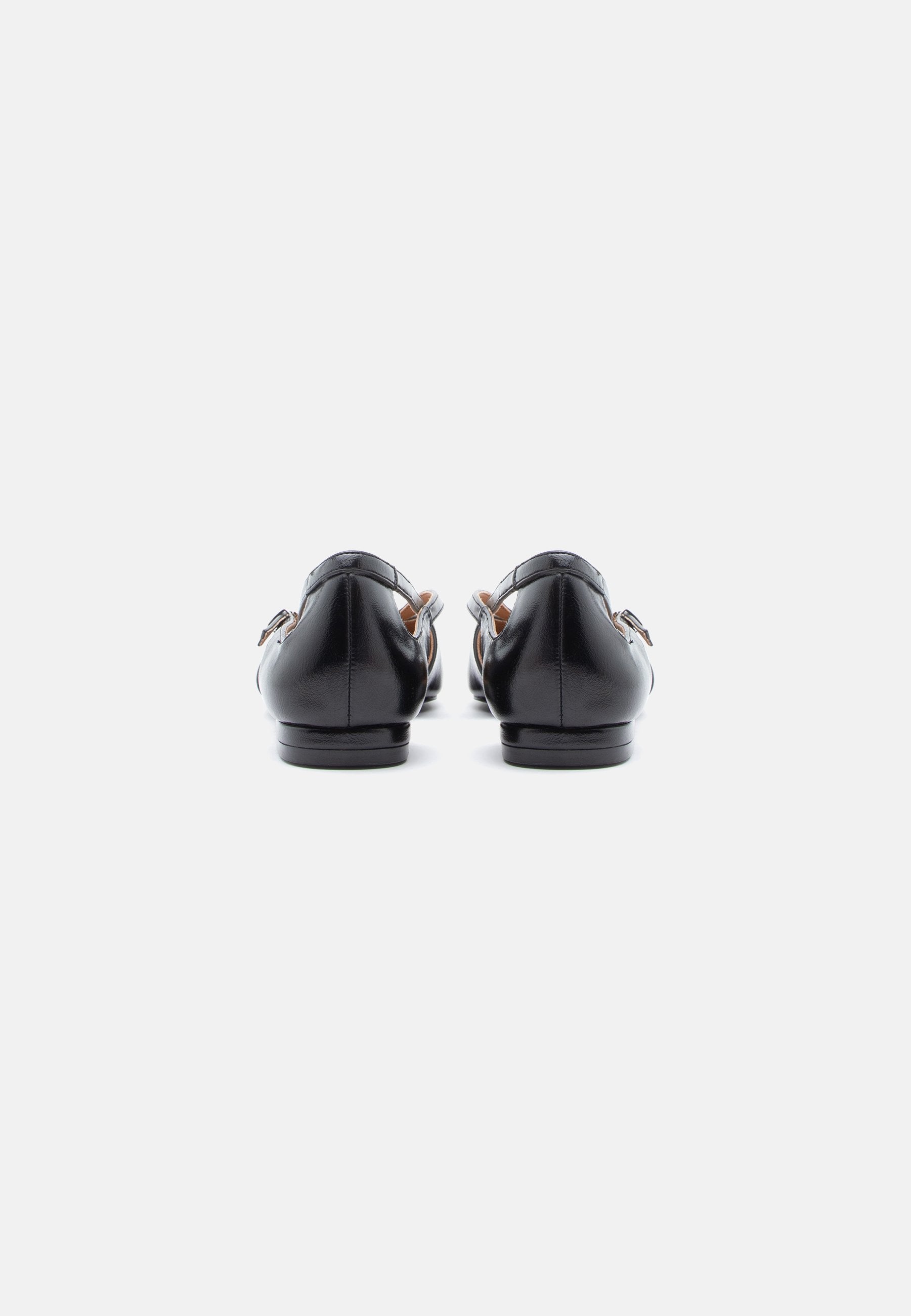 Bianco BIABARI CUT OUT POINTY FLAT