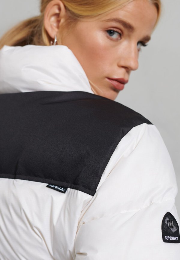 Superdry & Co CODE
