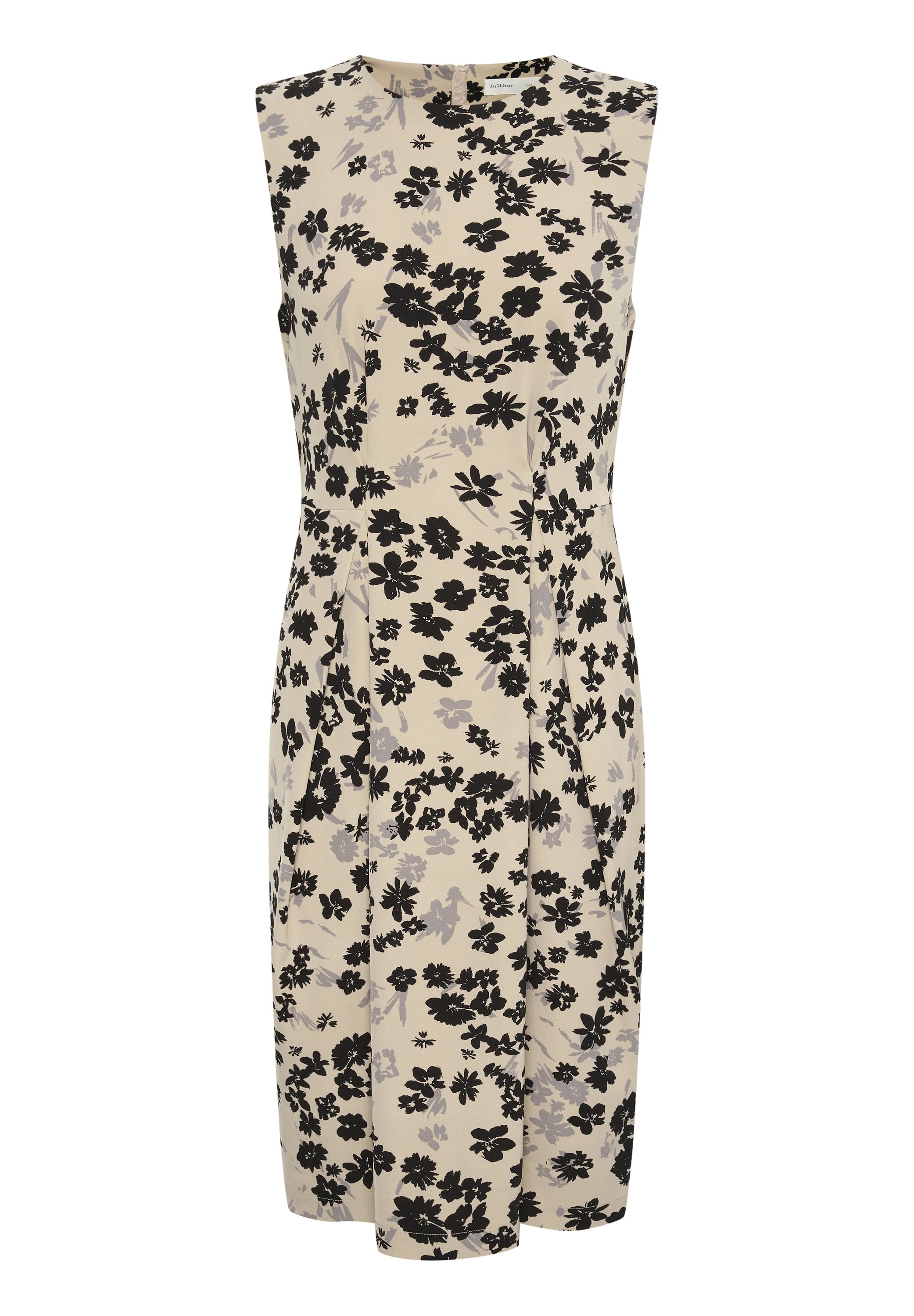 Ärmelloses Blumenkleid mit beigem Hintergrund und schwarzen sowie grauen Blumenmustern, plissiertem Design und einem schlichten runden Ausschnitt.