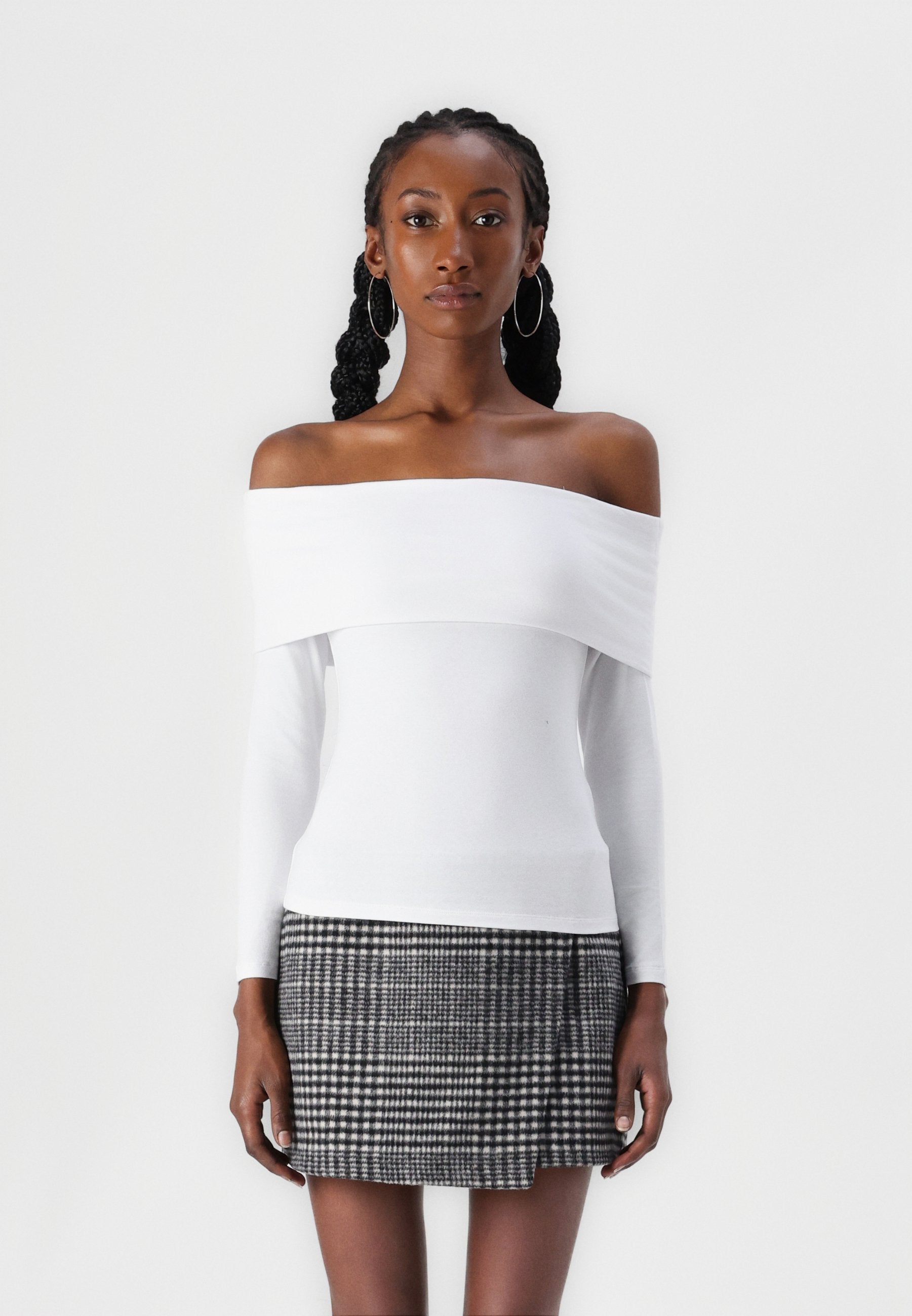 Abercrombie & Fitch Long-Sleeve Cotton-Blend Seamless Fabric Tuckable Off-The-Shoulder Top