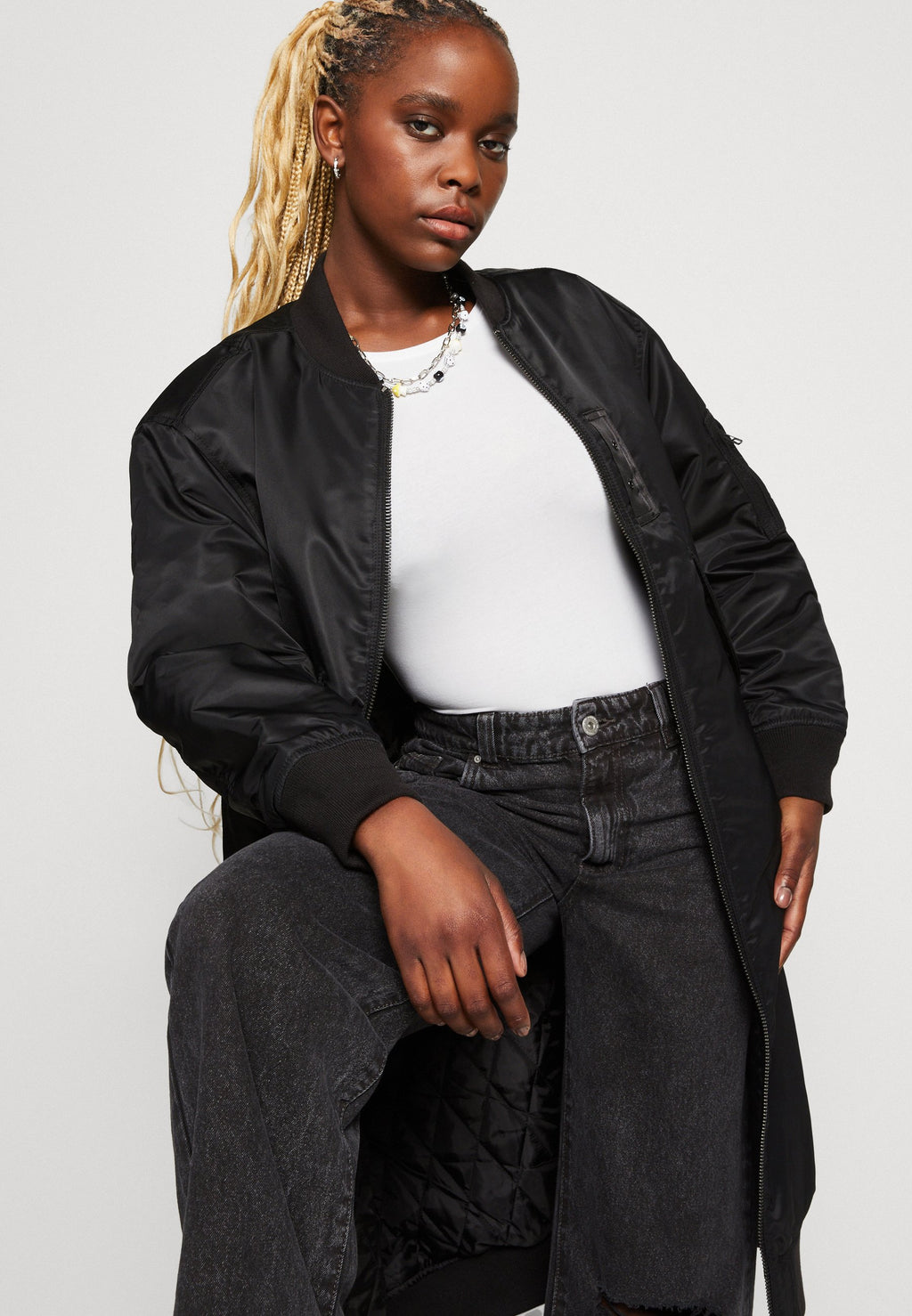 LONG BOMBER WMN Media 5