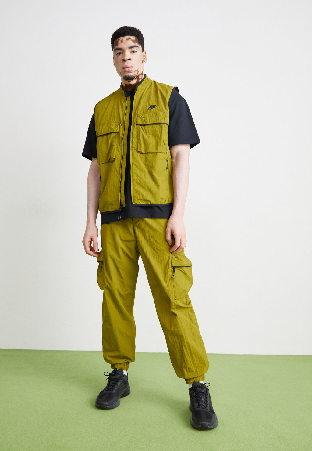 Nike Sportswear TECH WOVEN VEST