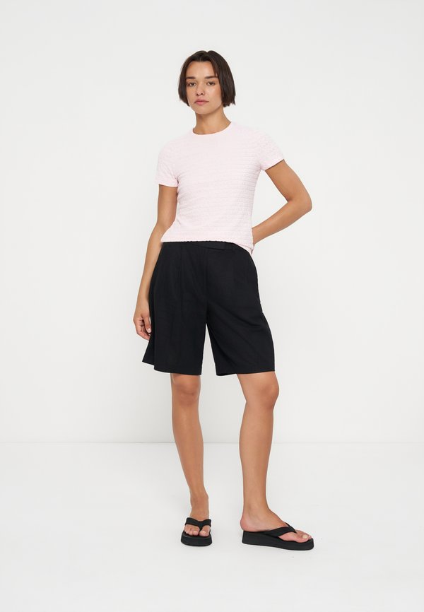 DKNY
