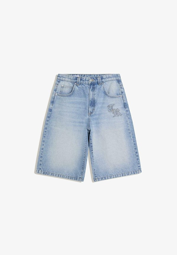 Bershka EMBOSS BAGGY DENIM - SHORT - Denim shorts - light blue