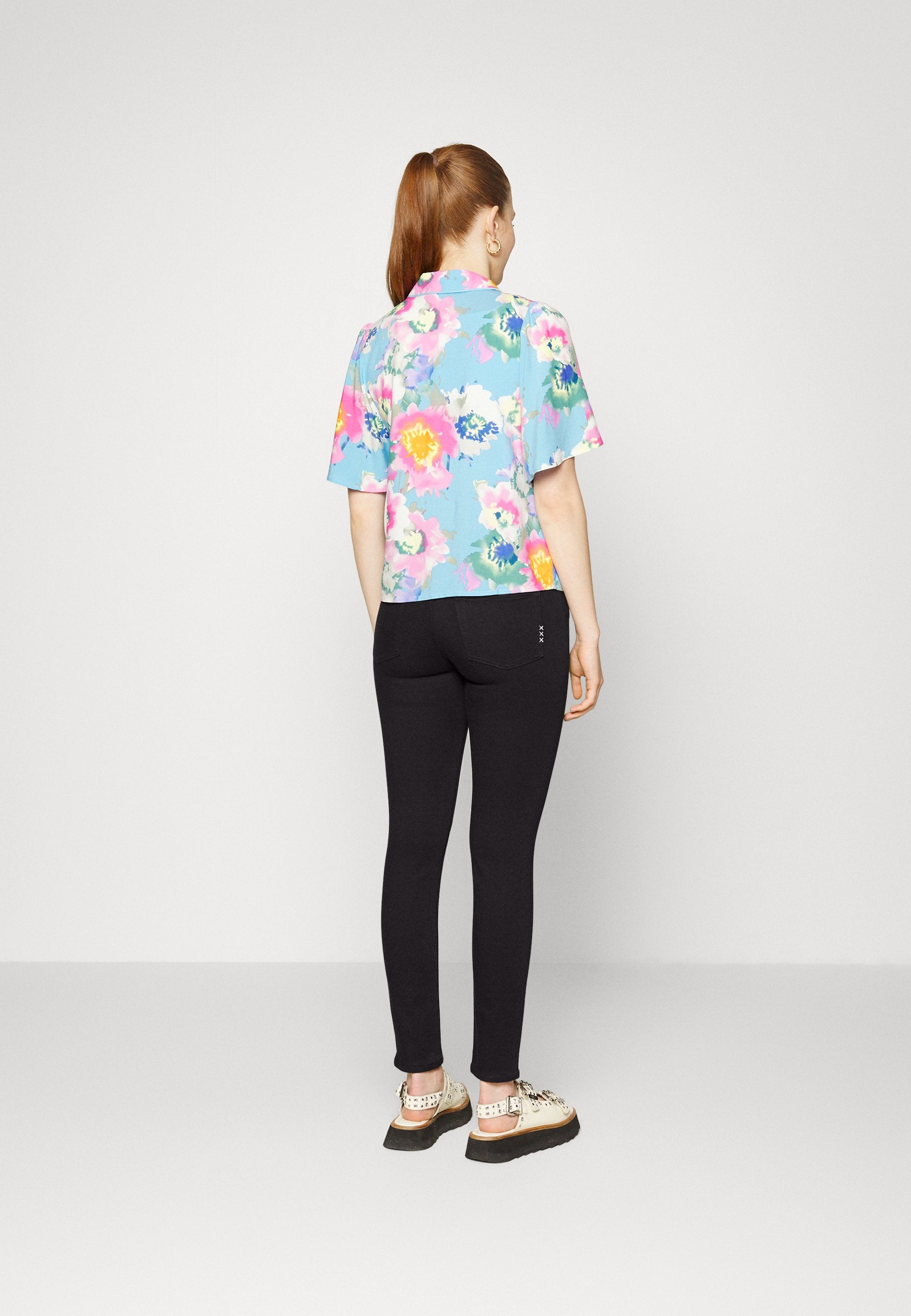Scotch & Soda SEASONAL ESSENTIALS HAUT JEANS