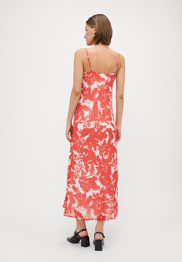 Vero Moda Tall VMSMILLA 7/8 WATERFALL DRESS
