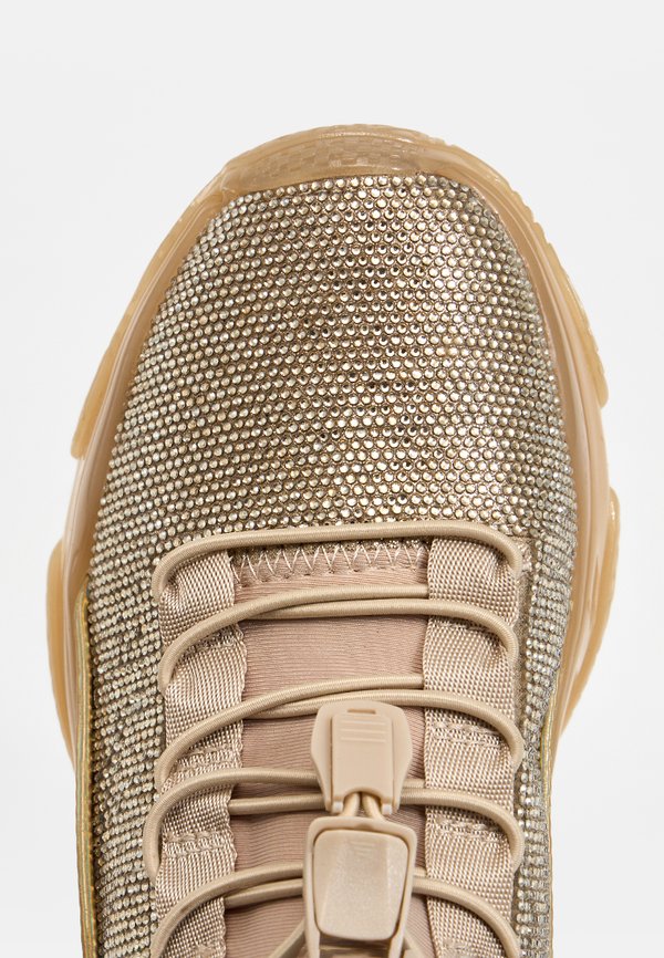 Steve Madden JFABULUXE