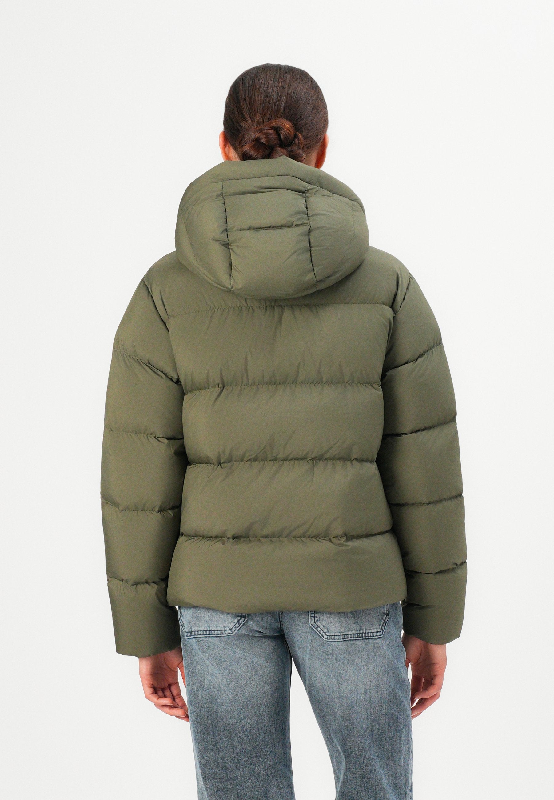 MODERN JACKET Media 4