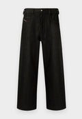 Schwarzeweite Jeans aus Denim, mit Reißverschluss, fünf Taschen und dezentem Branding auf der Vorderseite der Tasche. Strapazierfähiger und strukturierter Stoff.