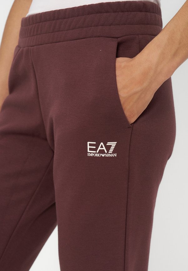 EA7 Emporio Armani
