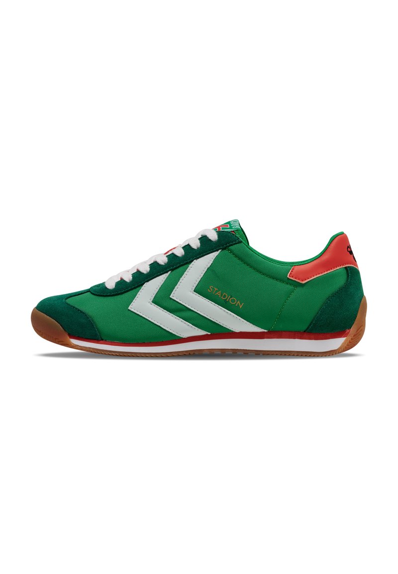 STADION NYLON UNISEX Media 1