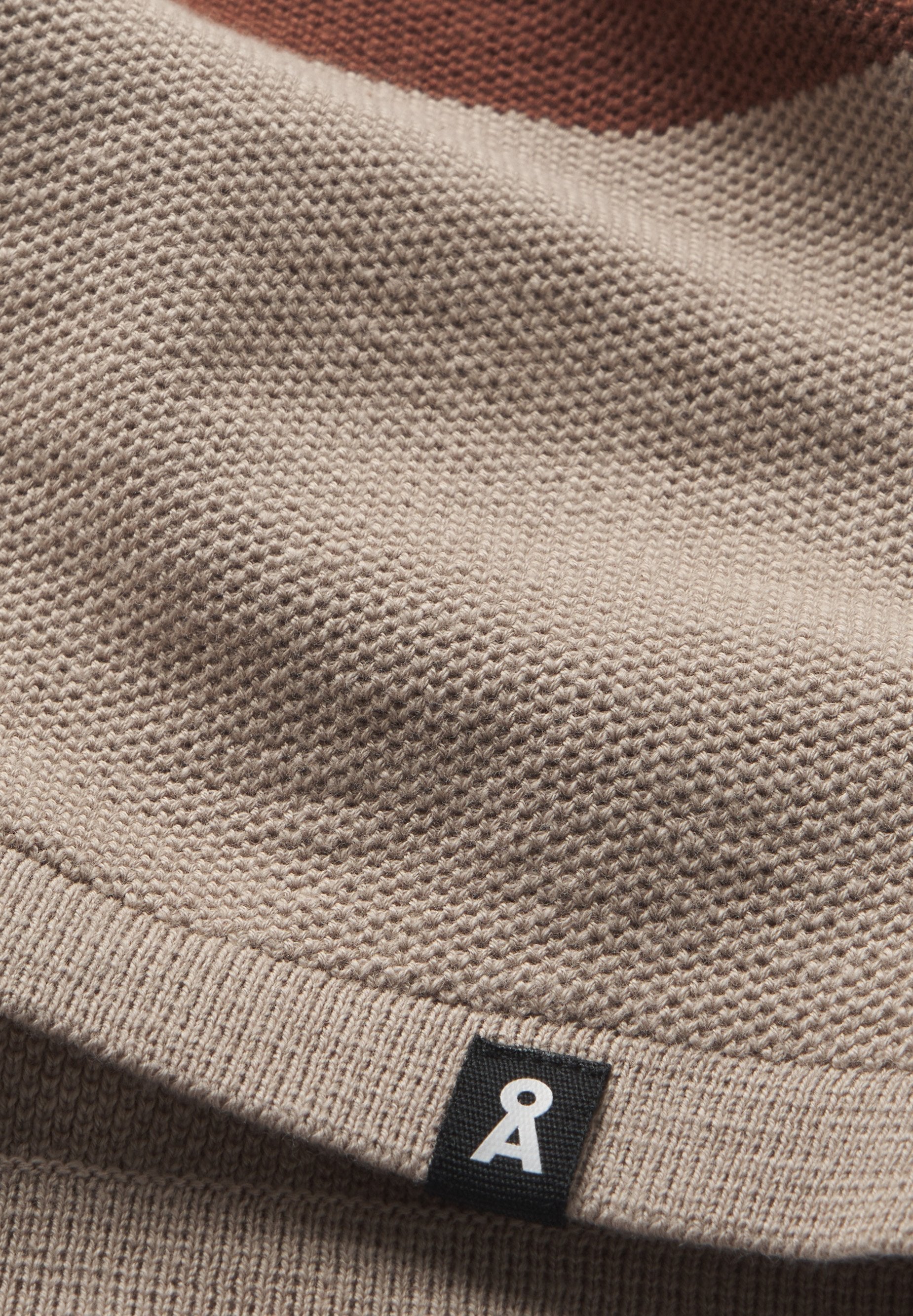 TOLAA STRIPES Media 6