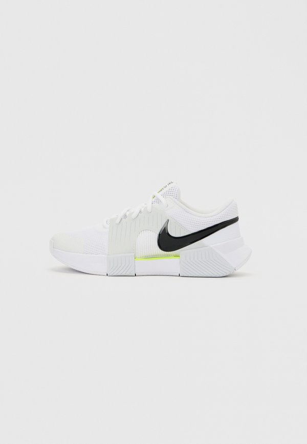 Nike Performance GP CHALLENGE  - Multicourt tennis shoes - white/black/pure platinum-coloured/volt
