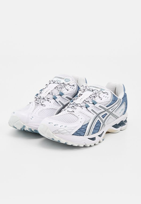 ASICS SportStyle GEL-NIMBUS 10.1