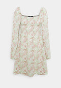 EXCLUSIVE BITTE SMOCK DRESS - Gina Tricot - View 1