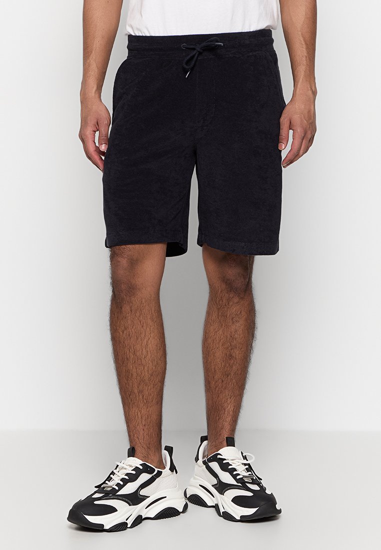 Lindbergh Shorts Media 1