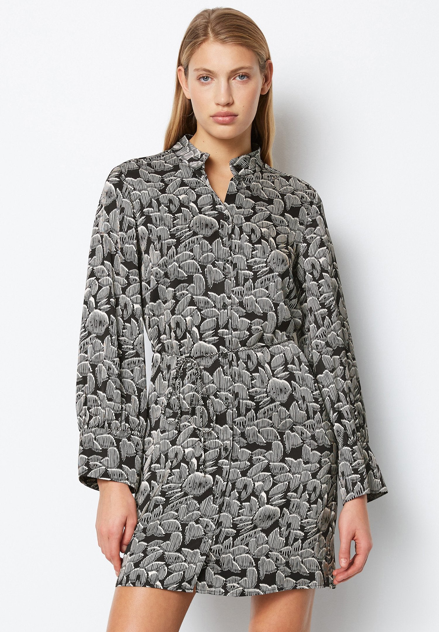 Marc O'Polo WIDE SLEEVE COLLARSTAND GATHERING DETAILS FINE BELT