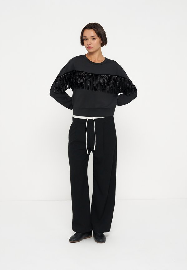 DKNY