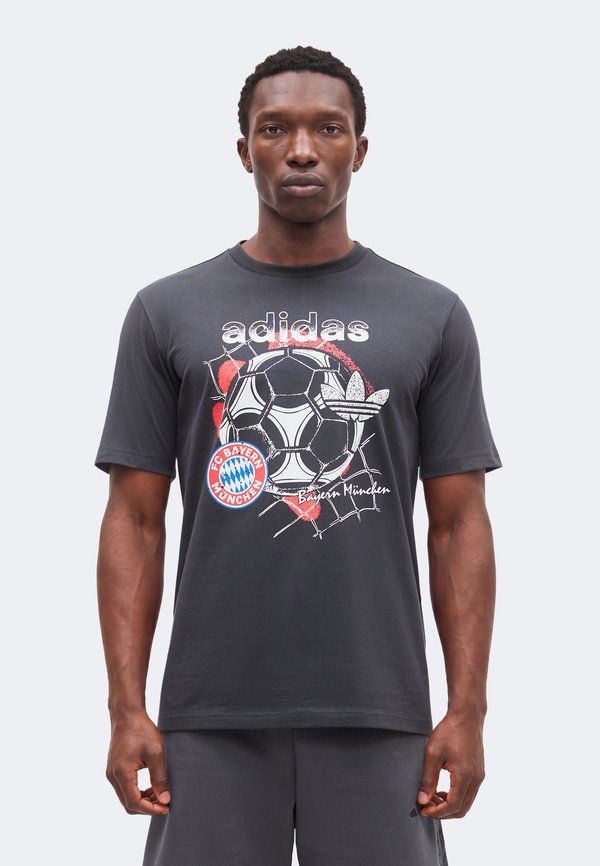 adidas Originals FC BAYERN MUENCHEN SEASONAL GRAPHIC TEE - Club wear - carbon