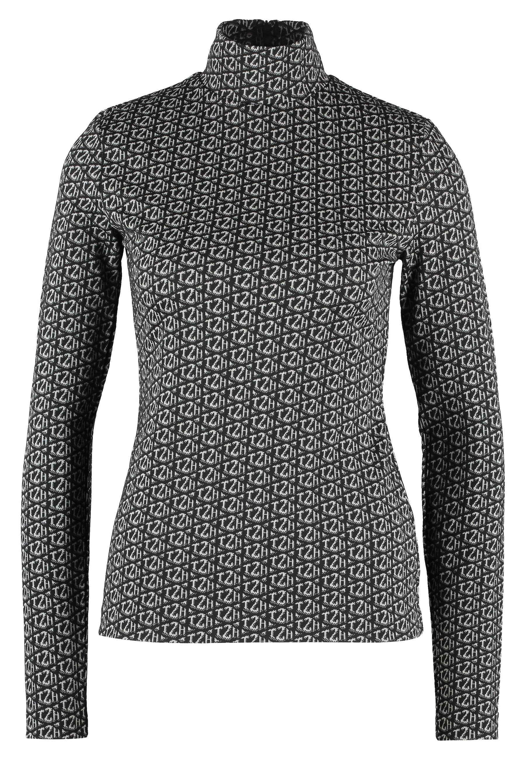 ZENDAYA TURTLENECK Media 1