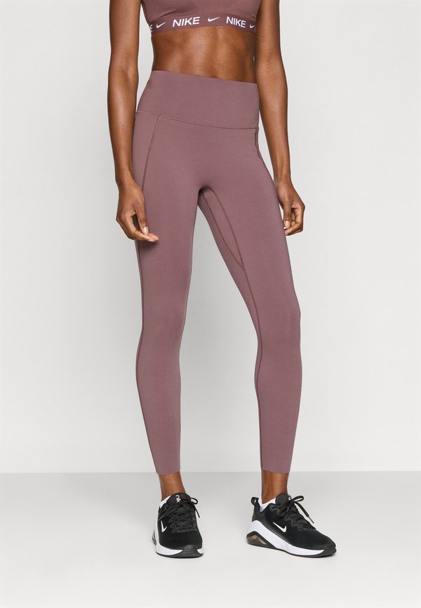 Nike Performance W NK DF UNVRSA HR 7/8 TGHT PKT - Leggings - tattoo/burgundy crush
