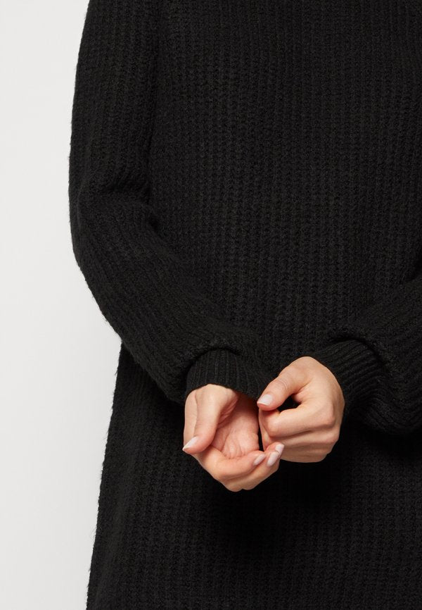 Even&Odd PERKIN AUSSCHNITT MINI RIPP STRICKKLEID