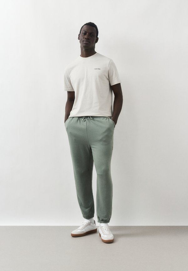 Calvin Klein  ICON SPORT