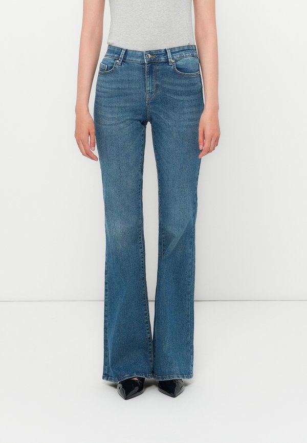 ONLY ONLLUSH RETRO - Flared Jeans - medium blue denim