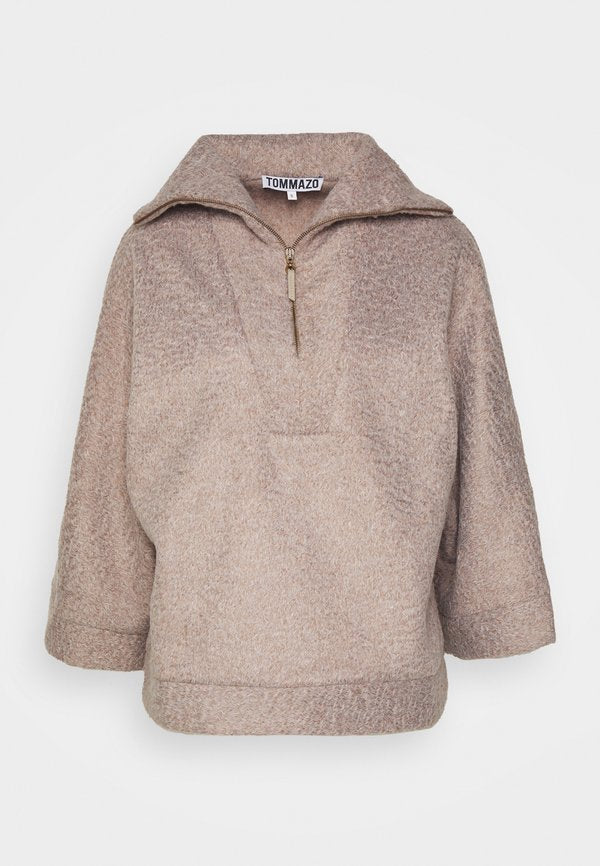 TOMMAZO OVERSIZED CROP