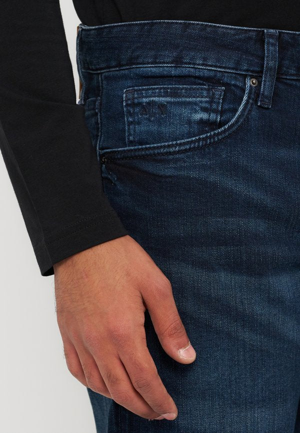 Armani Exchange