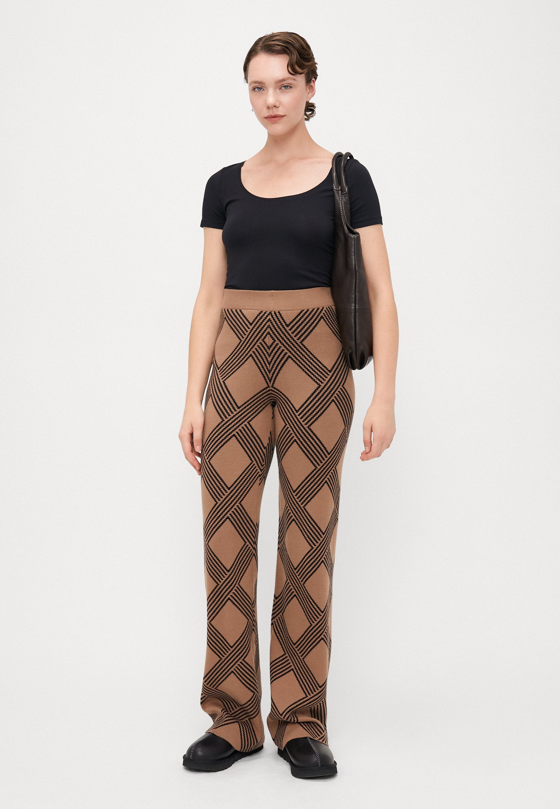ONLANNY PANTS Media 2