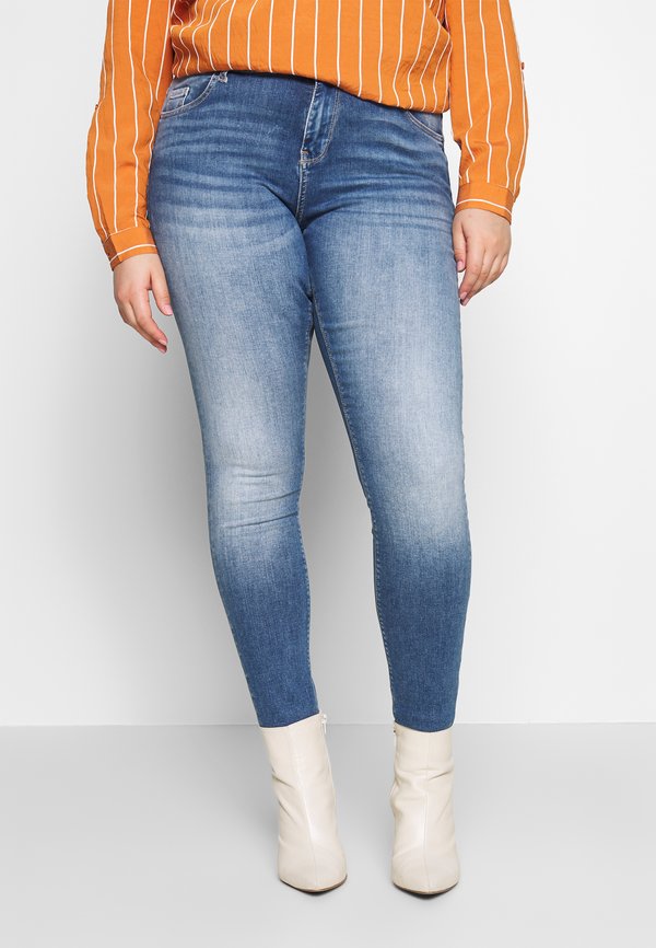Vero Moda Curve VMLUX - Slim fit jeans - medium blue denim