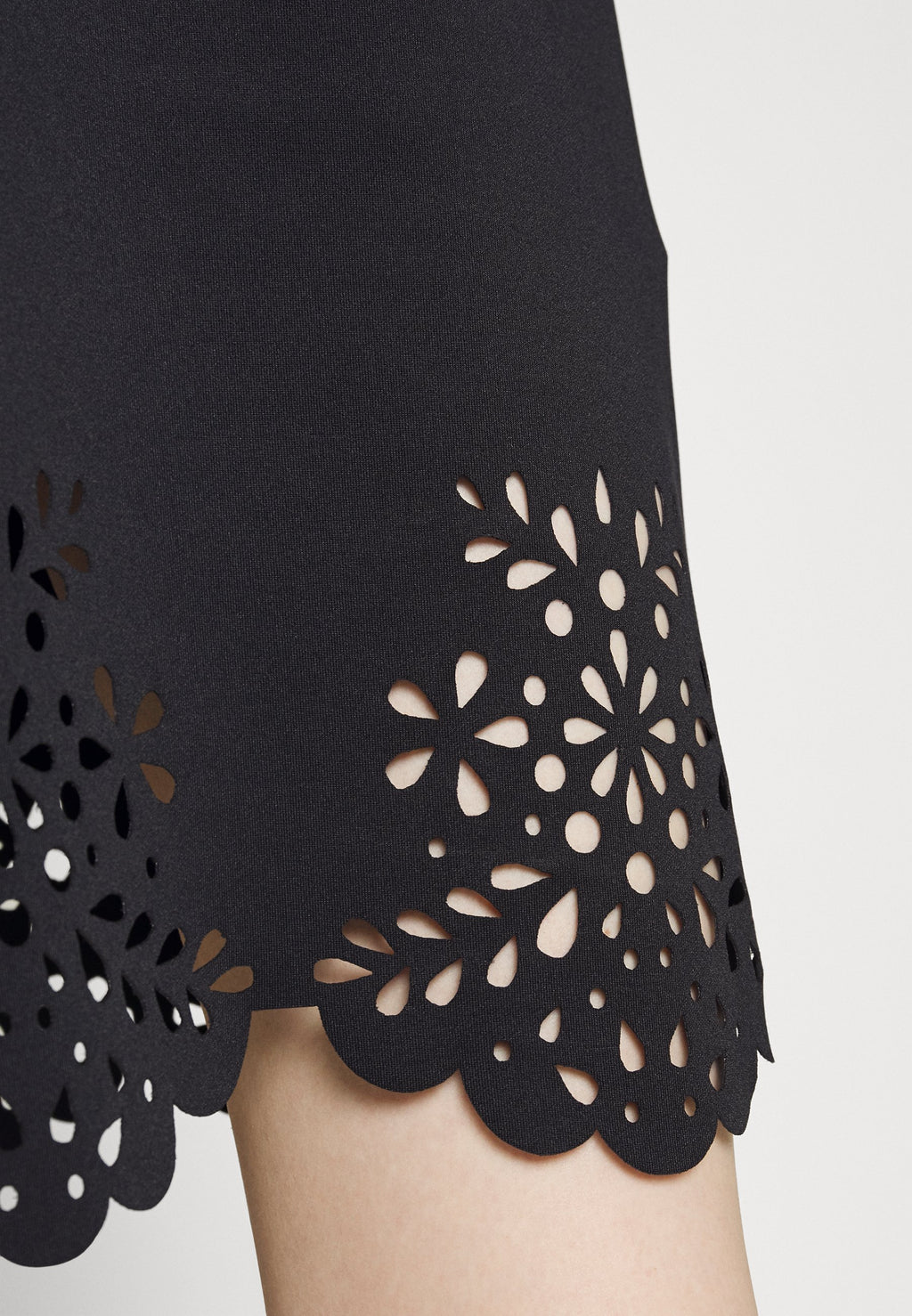 Anna Field SLEEVELESS LASERCUT DRESS