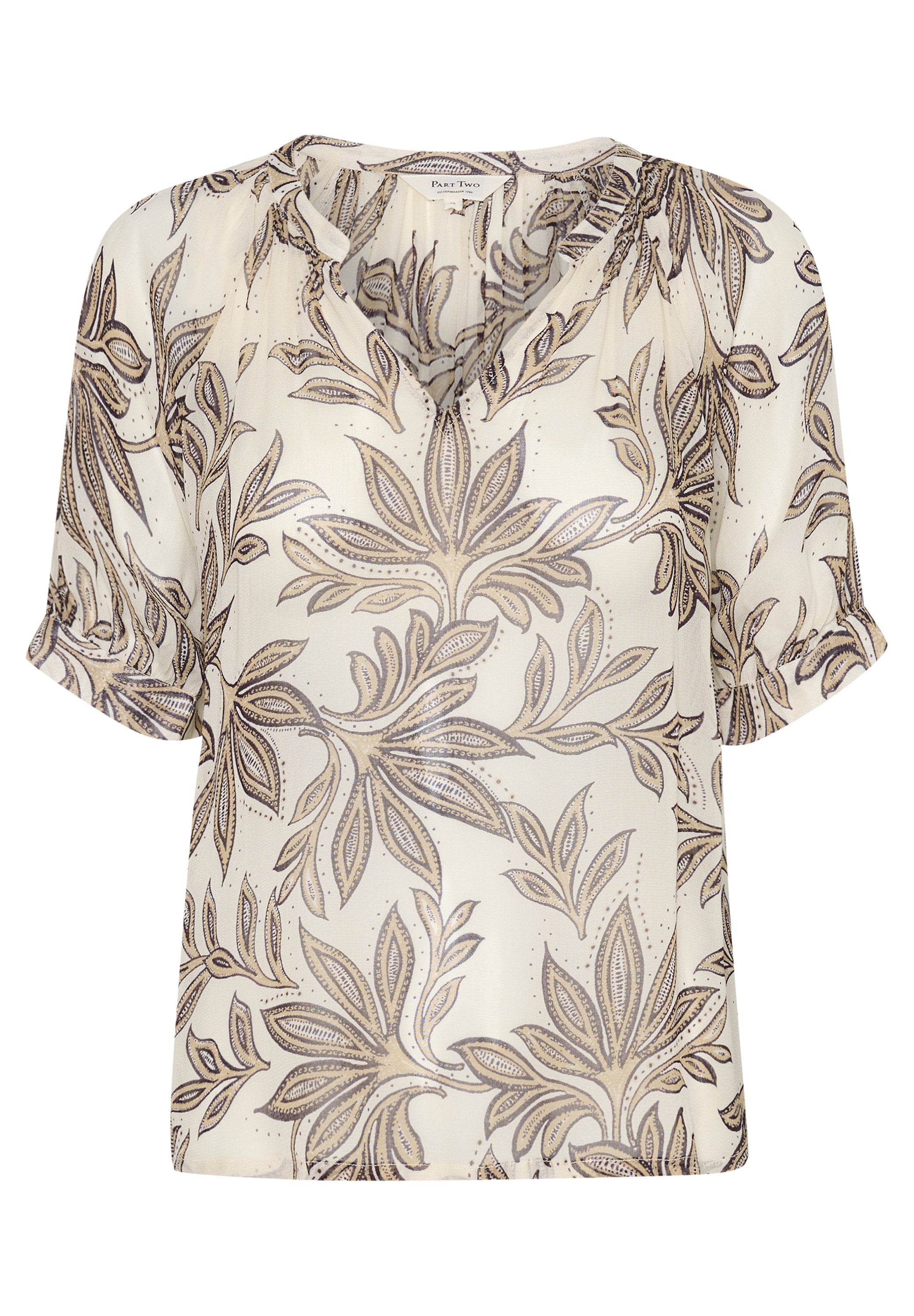 Hellbeige Bluse mit kurzen Ärmeln und V-Ausschnitt. Sie hat ein botanisches Muster in Braun und Gold und besteht aus einem leicht strukturierten Stoff.