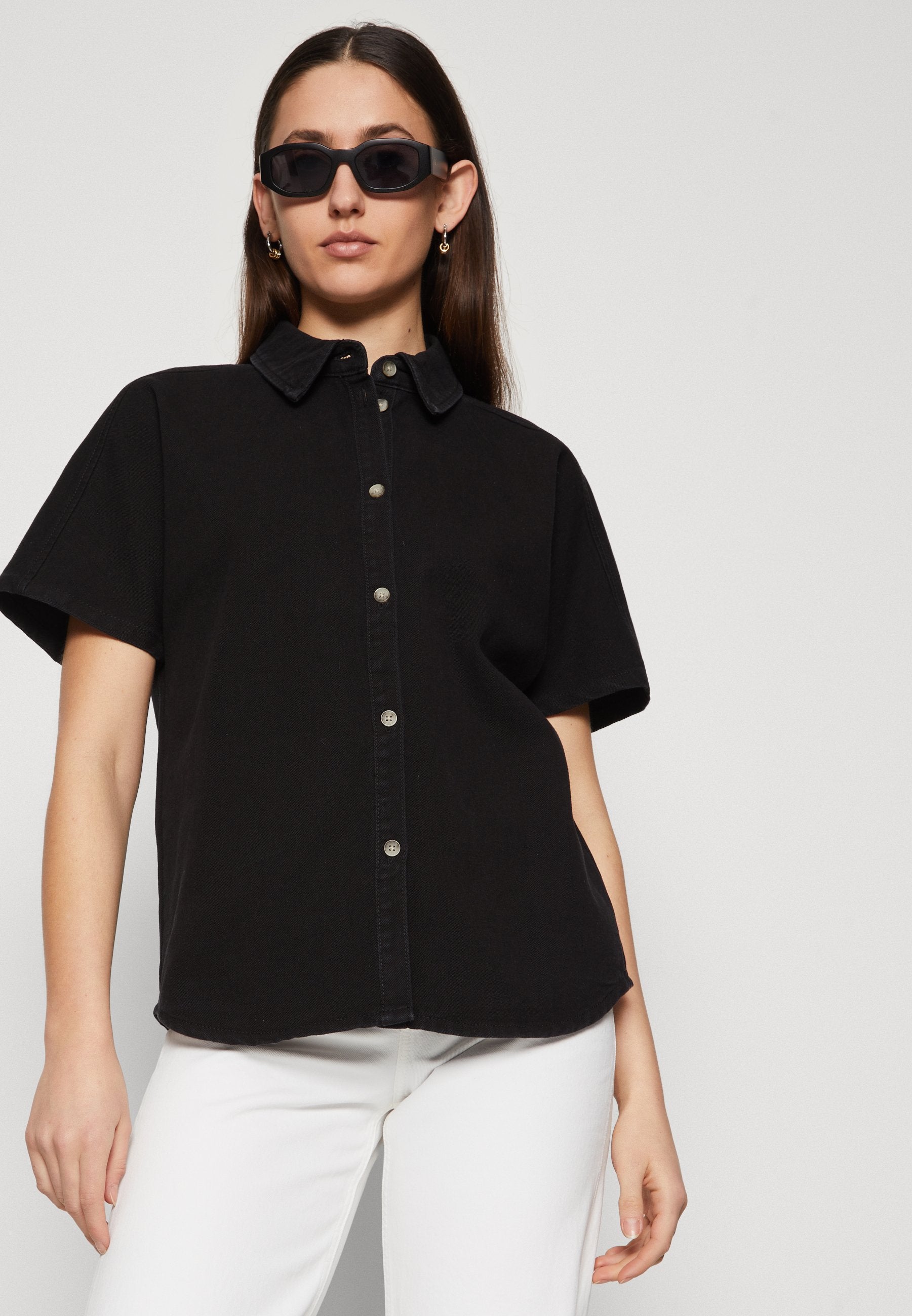 ONLKARLA SHIRT Media 5