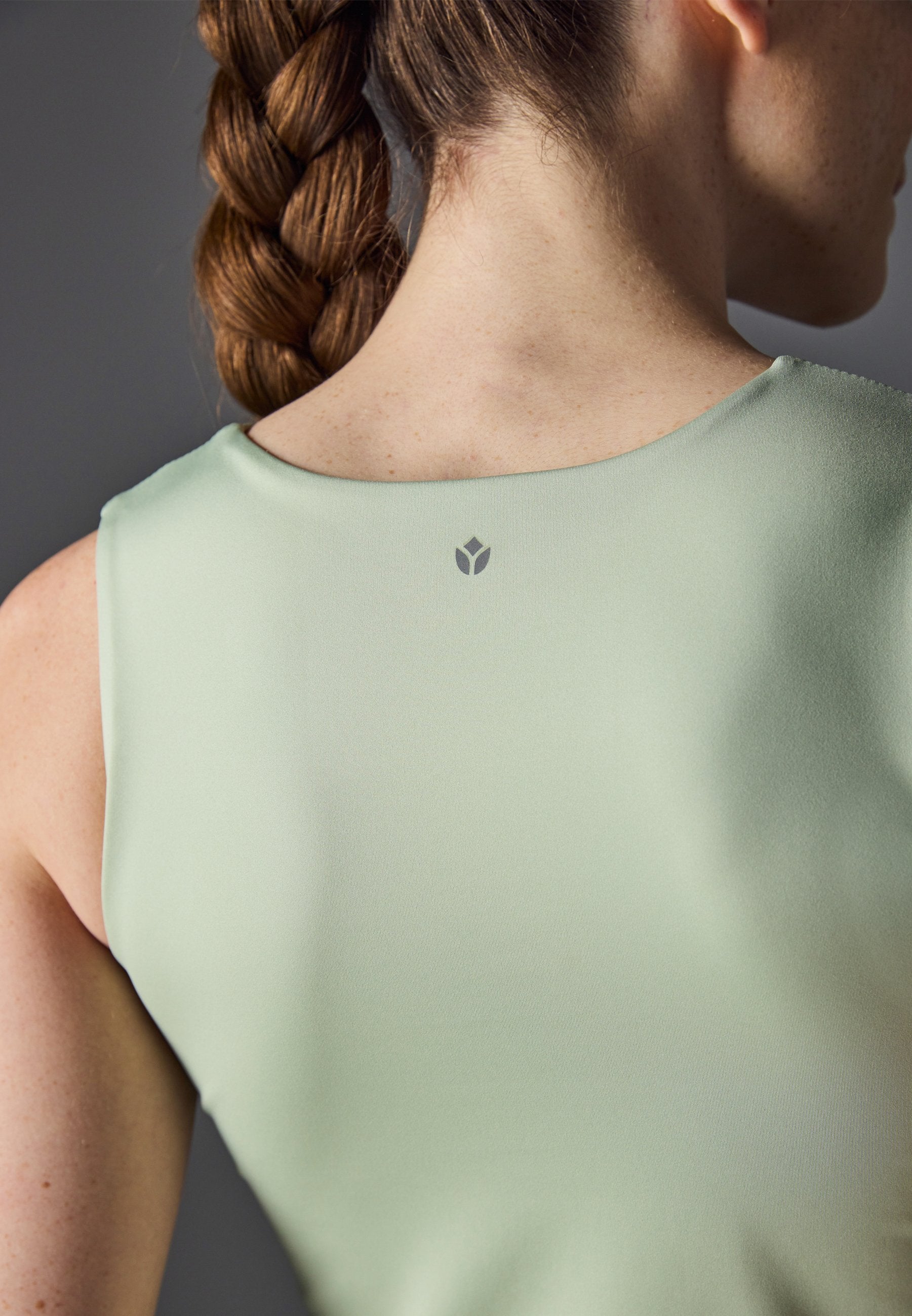 Even&Odd active CROPPED SPORTS VEST WITH BUILT-IN BRA PADDING