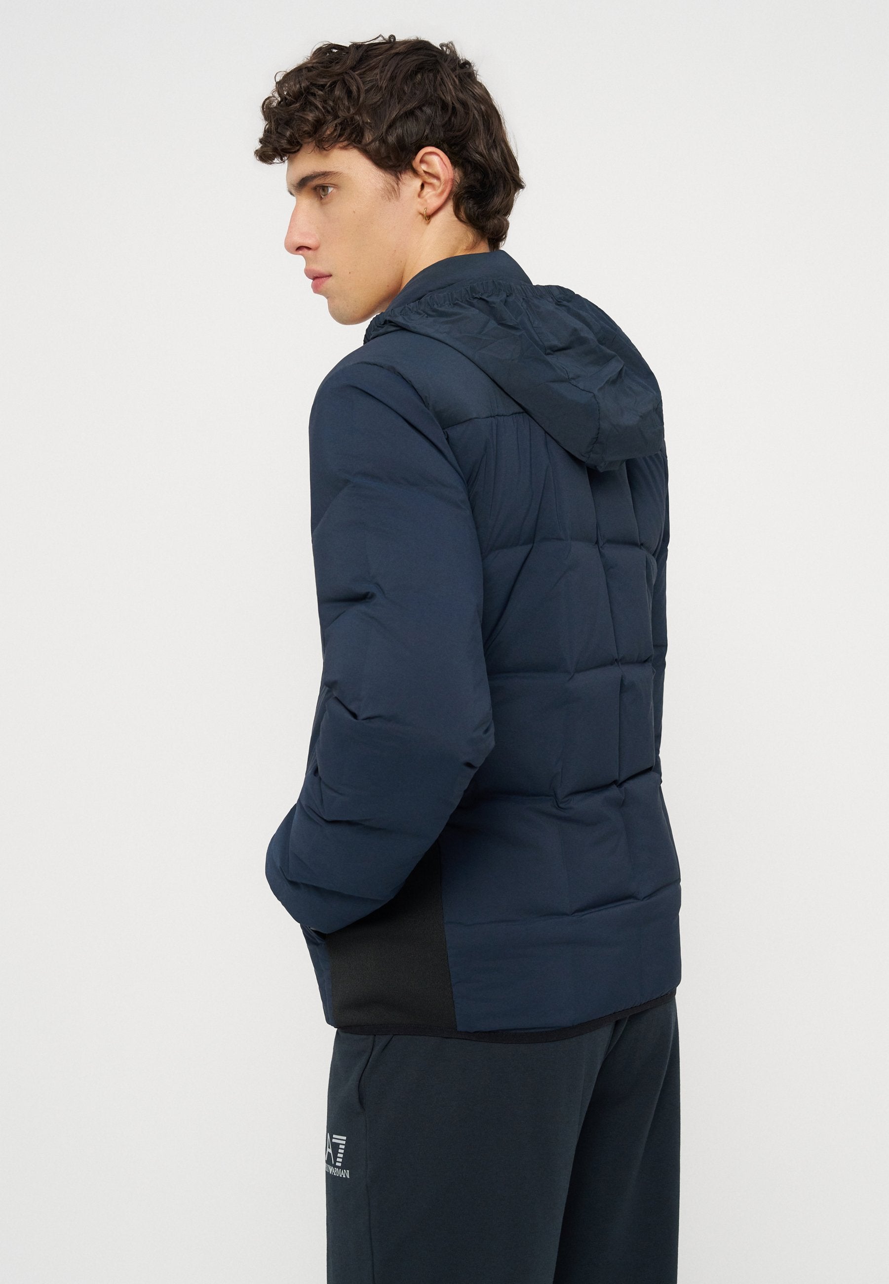 EA7 Emporio Armani Daunenjacke Media 4