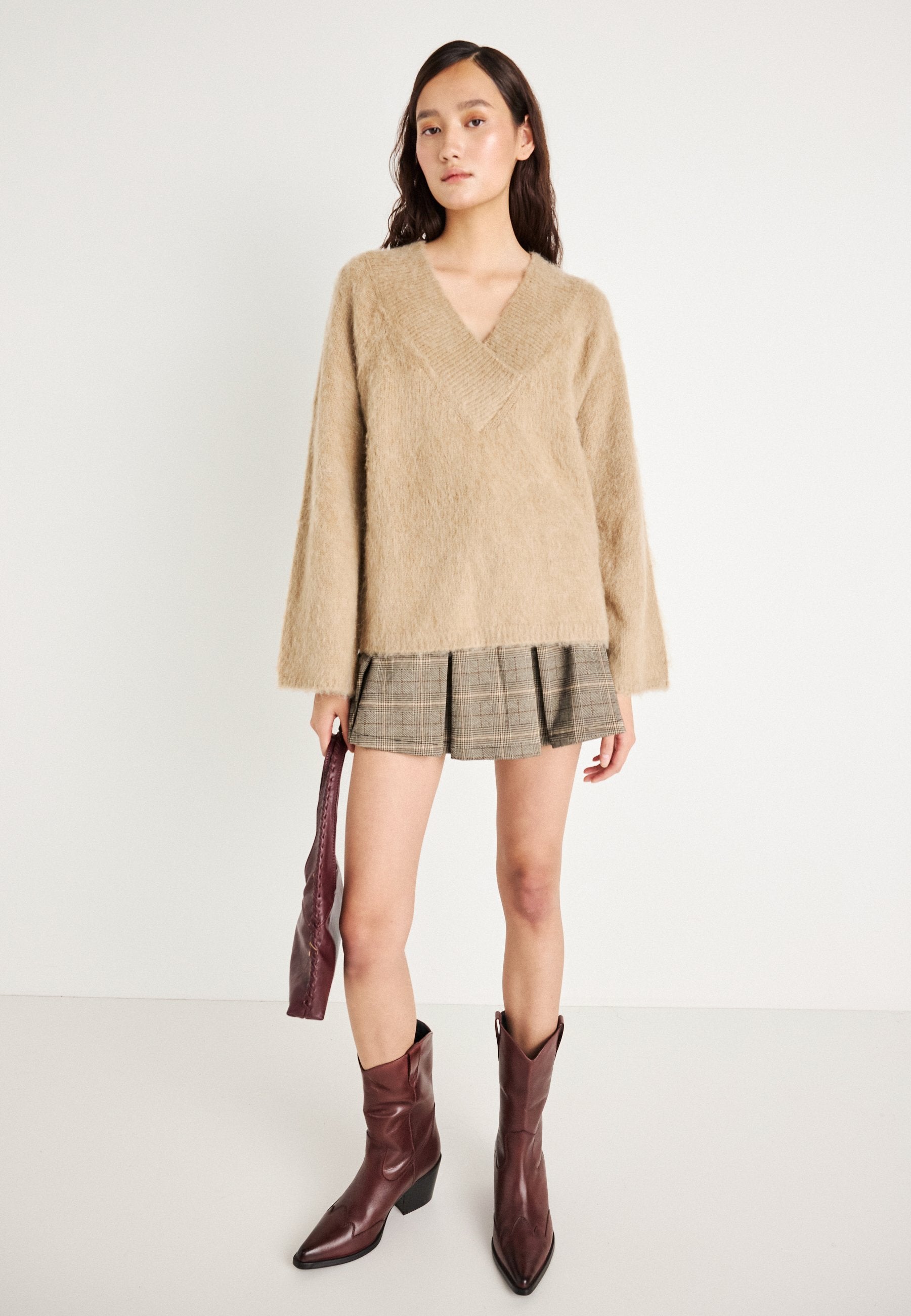 Gina Tricot V NECK SWEATER
