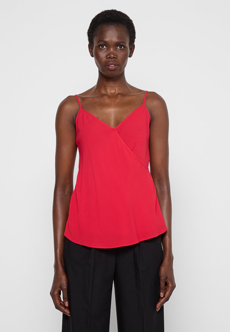 Armani Exchange Top Media 1