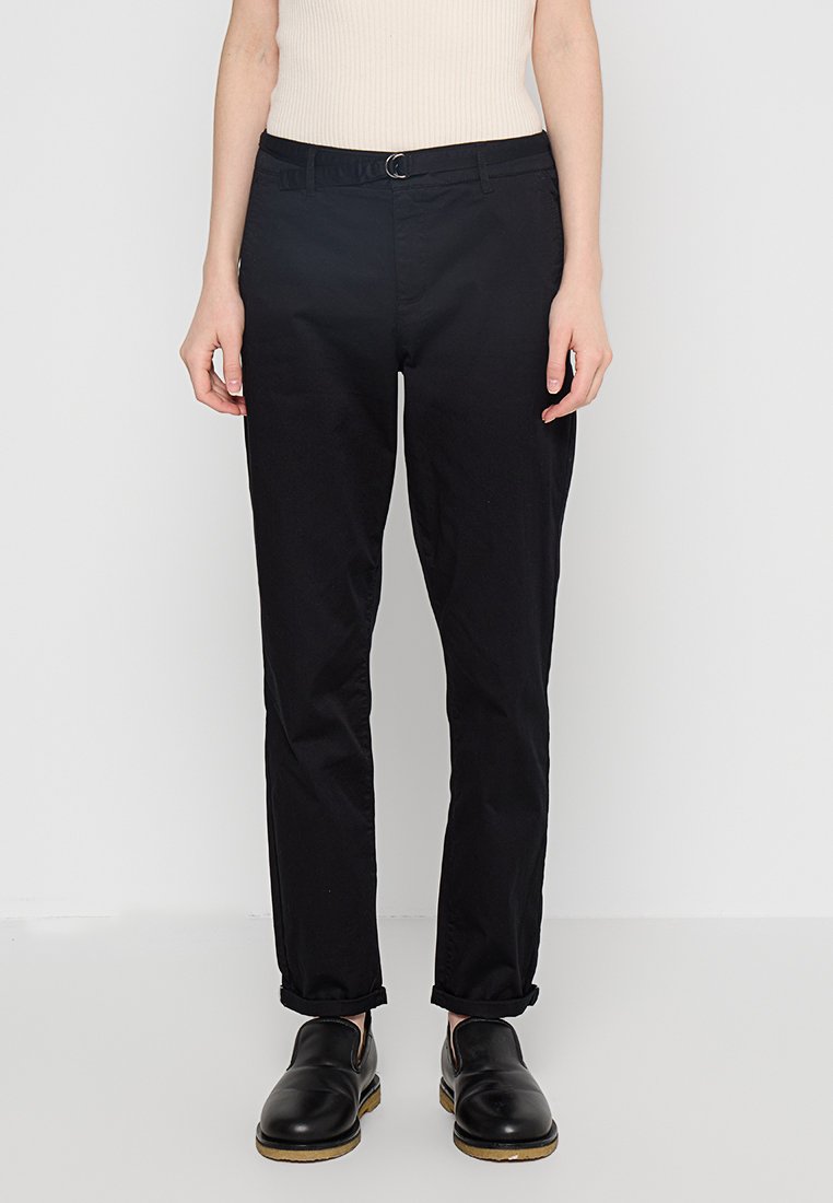 s.Oliver Chino Media 1