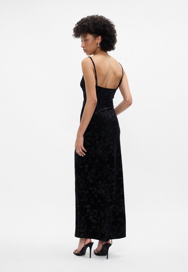 Gina Tricot MAXI DRESS