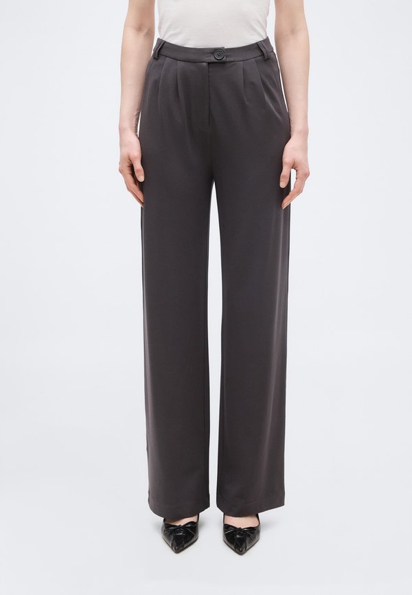 Even&Odd Tall by Zalando