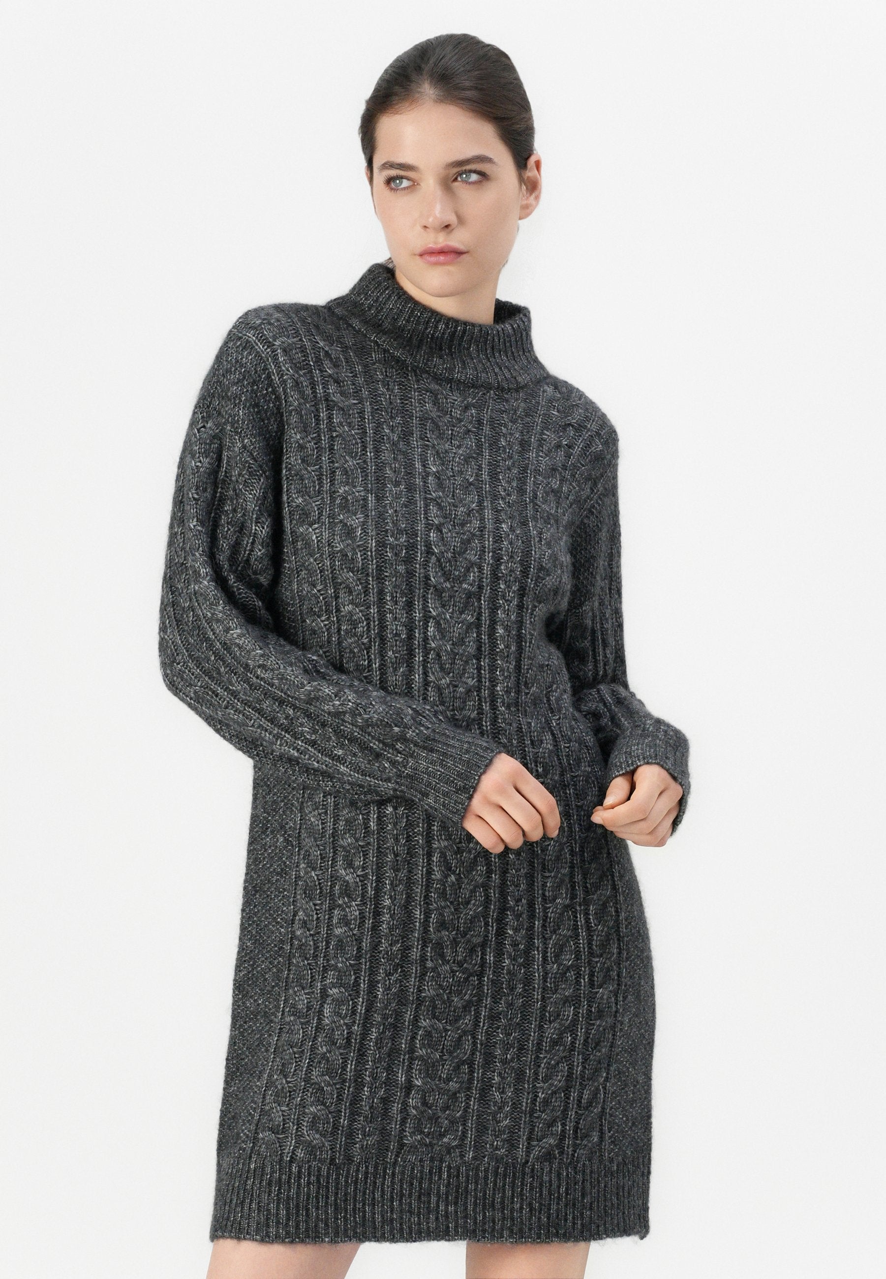Knitted ONLIDA Short Media 5